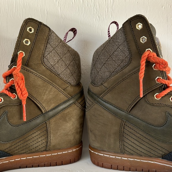 Nike Dunk Sky Hi Sneakers Hidden Wedge Heel H2O Repel Loden/Black Size 6.5 - Picture 5 of 10